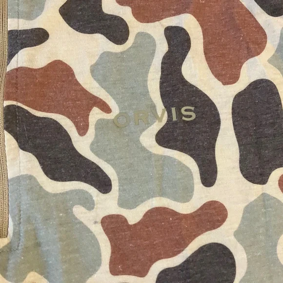 NWT Orvis Camouflage Lightweight Long Sleeve Camo Pattern Pullover Shirt Large - Picture 2 of 8